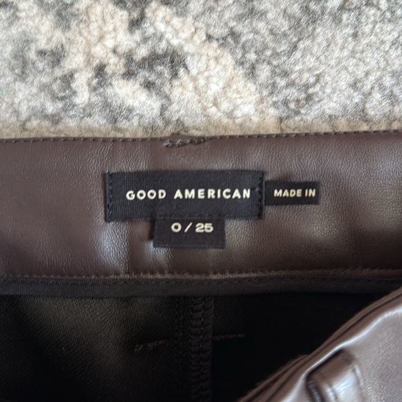 Good American Brown Better Than Leather Good Icon Pants - Picture 5 of 14